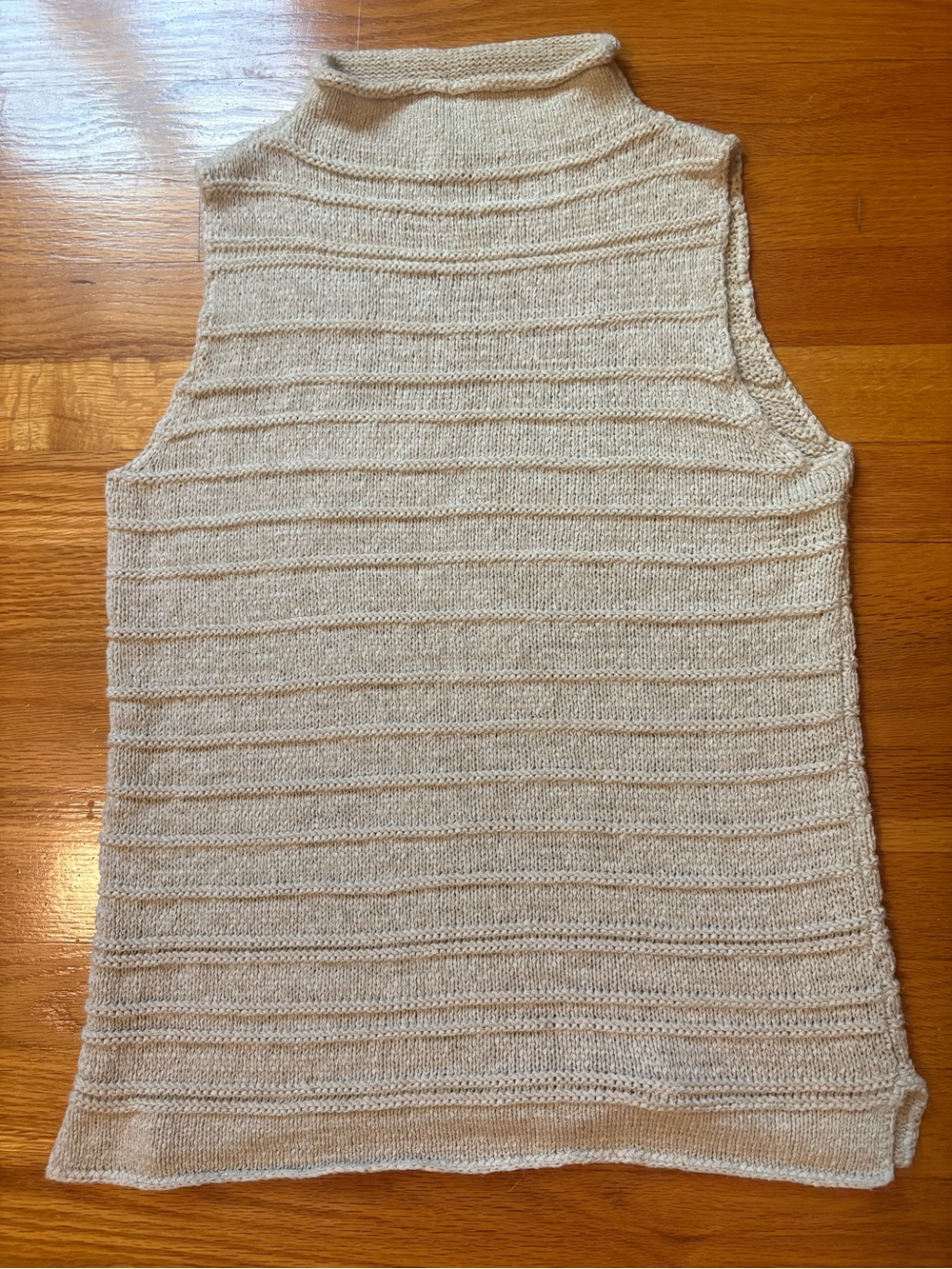 Vintage Rolled Neck Sleeveless Sweater Chico’s